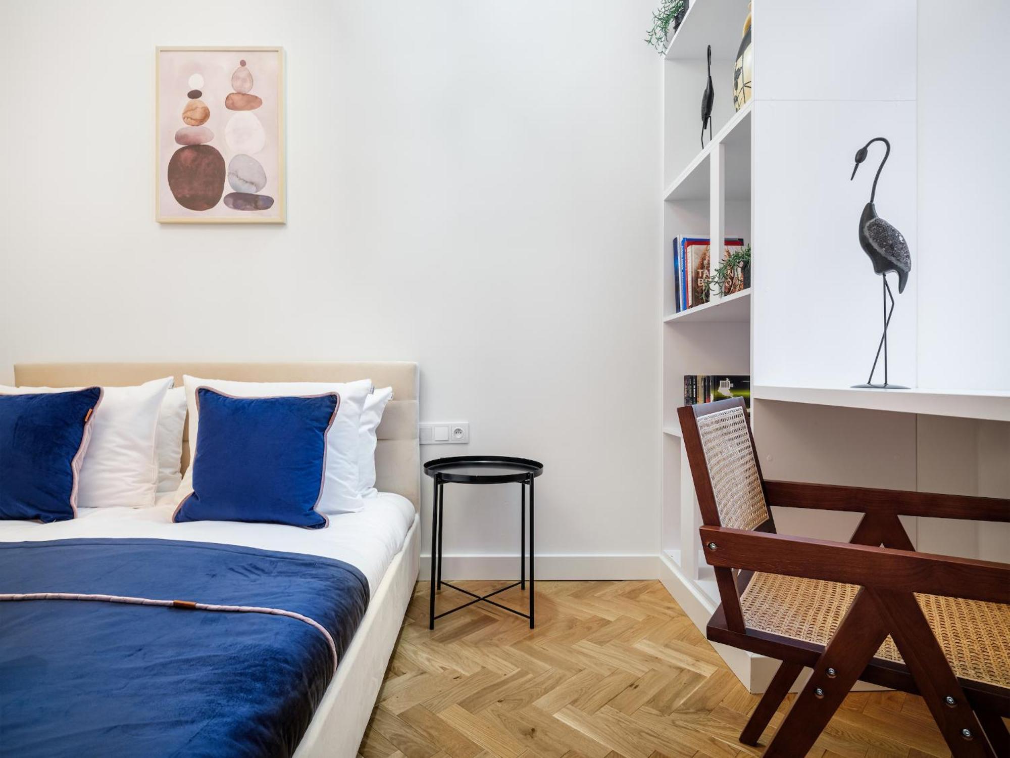 Tyzenhauz Apartments Krowoderska Street Krakow Luaran gambar