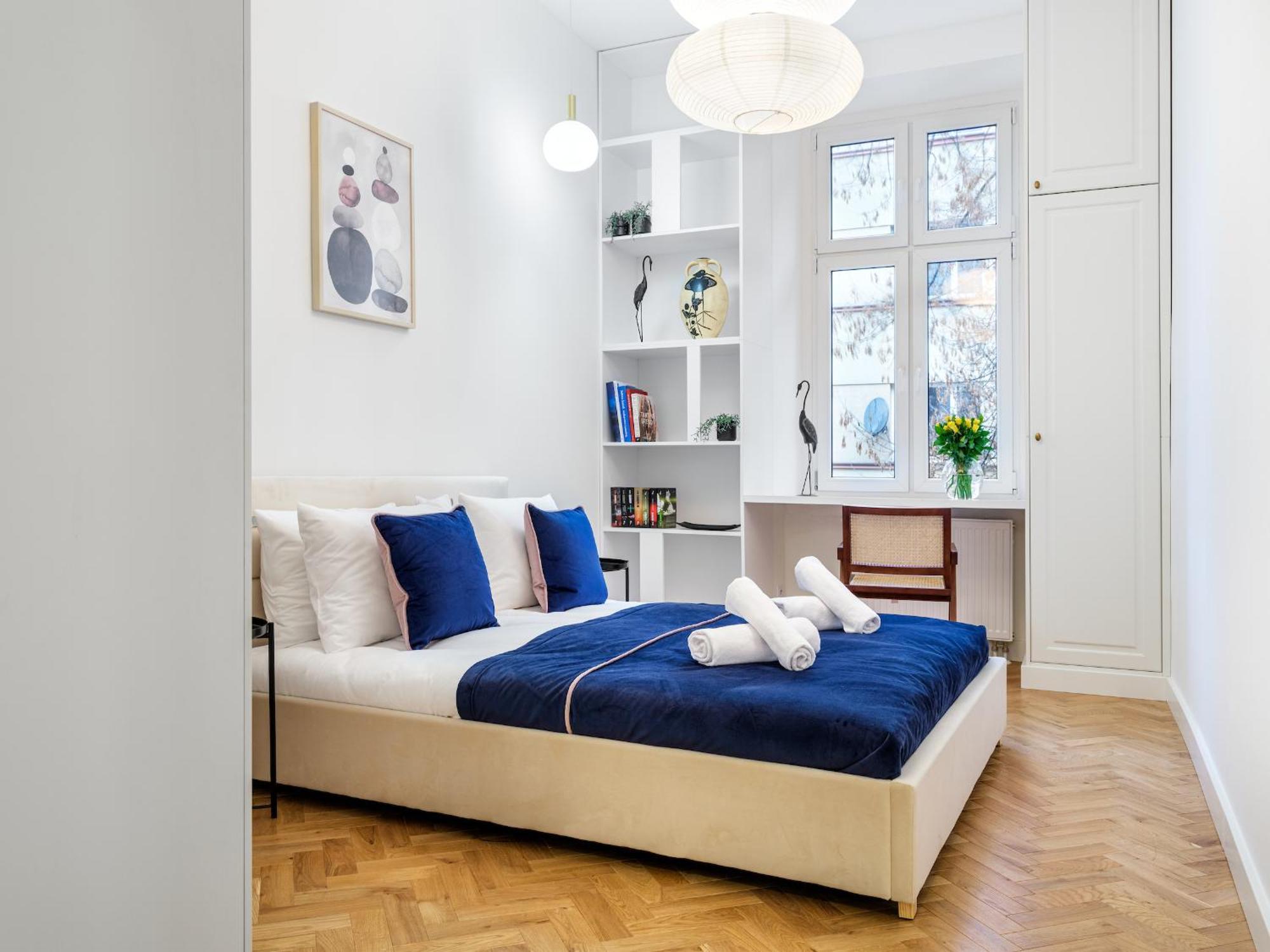 Tyzenhauz Apartments Krowoderska Street Krakow Luaran gambar