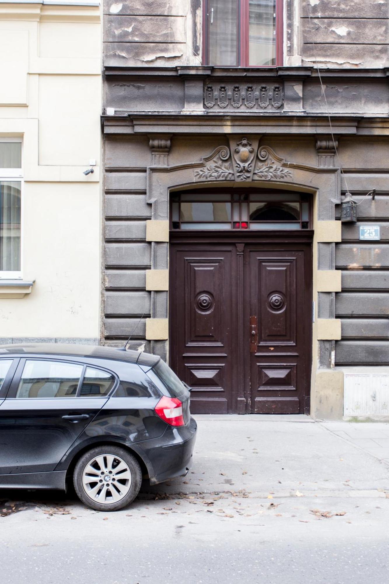 Tyzenhauz Apartments Krowoderska Street Krakow Luaran gambar