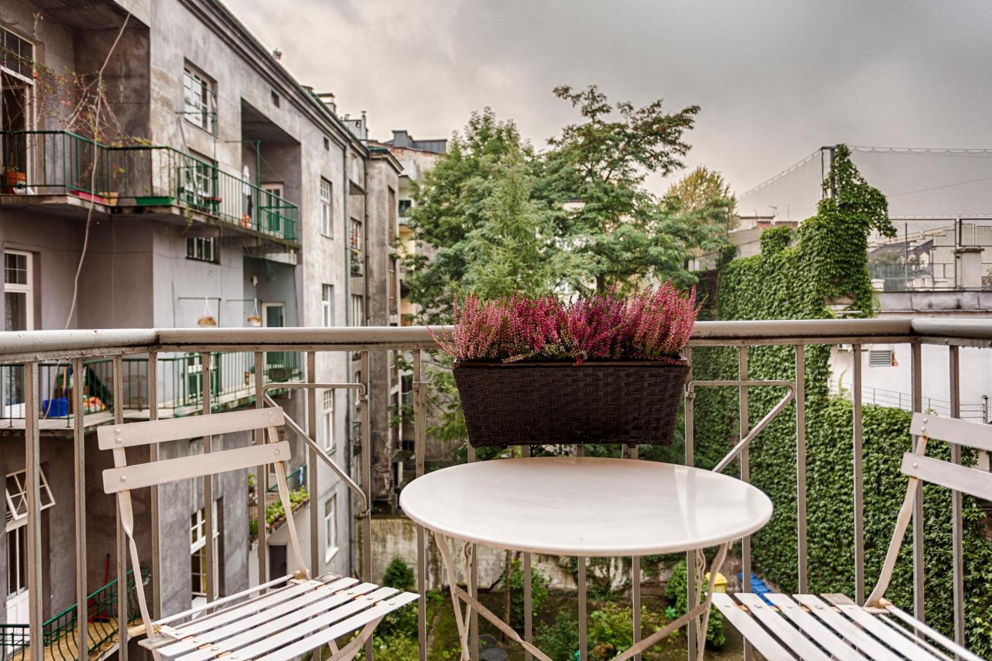 Tyzenhauz Apartments Krowoderska Street Krakow Luaran gambar