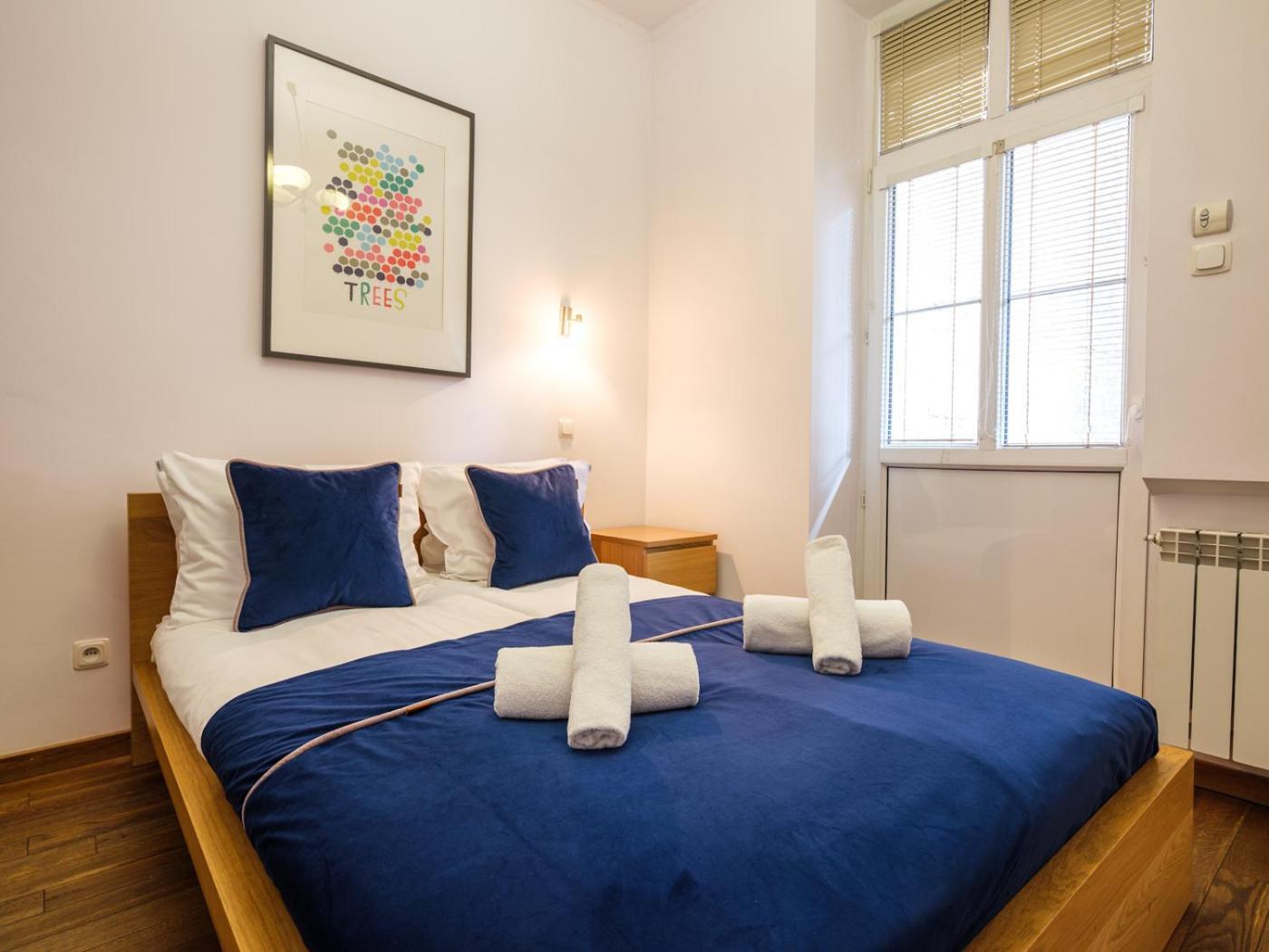 Tyzenhauz Apartments Krowoderska Street Krakow Luaran gambar