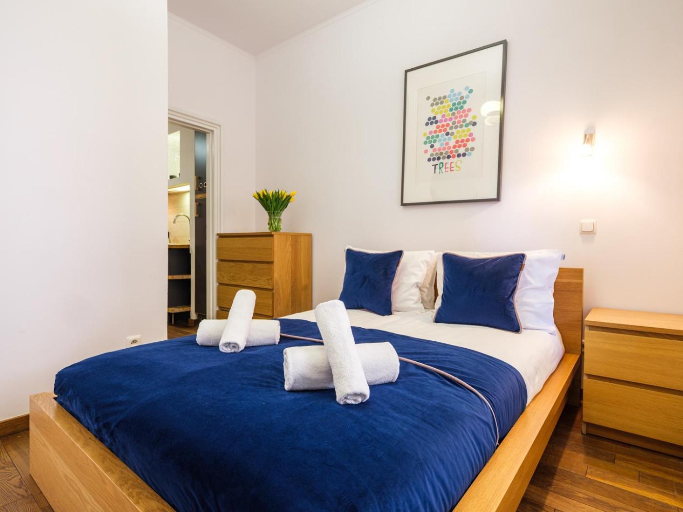 Tyzenhauz Apartments Krowoderska Street Krakow Luaran gambar